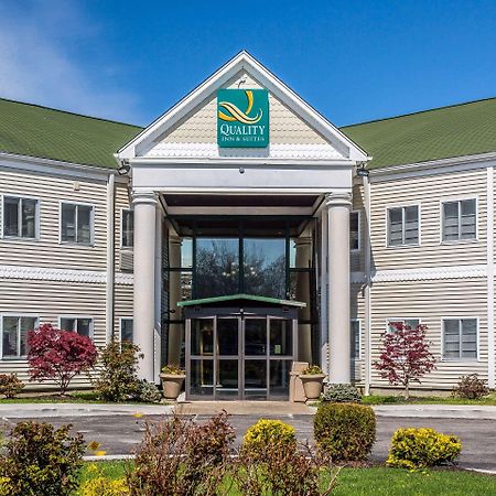 Quality Inn & Suites Middletown - Newport Exterior foto